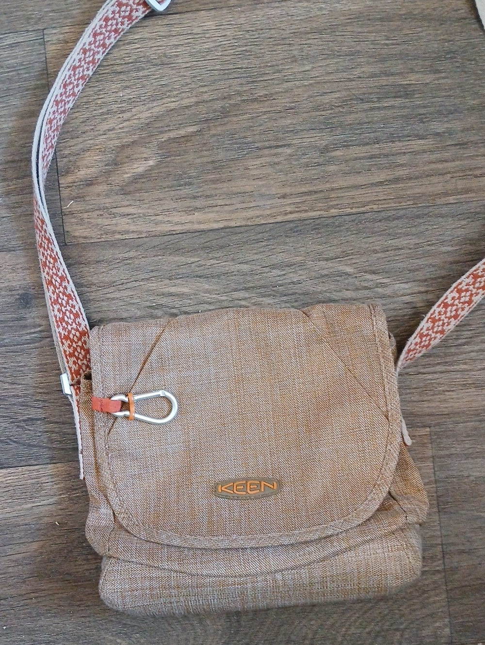 KEEN Hybrid Transport Bag.